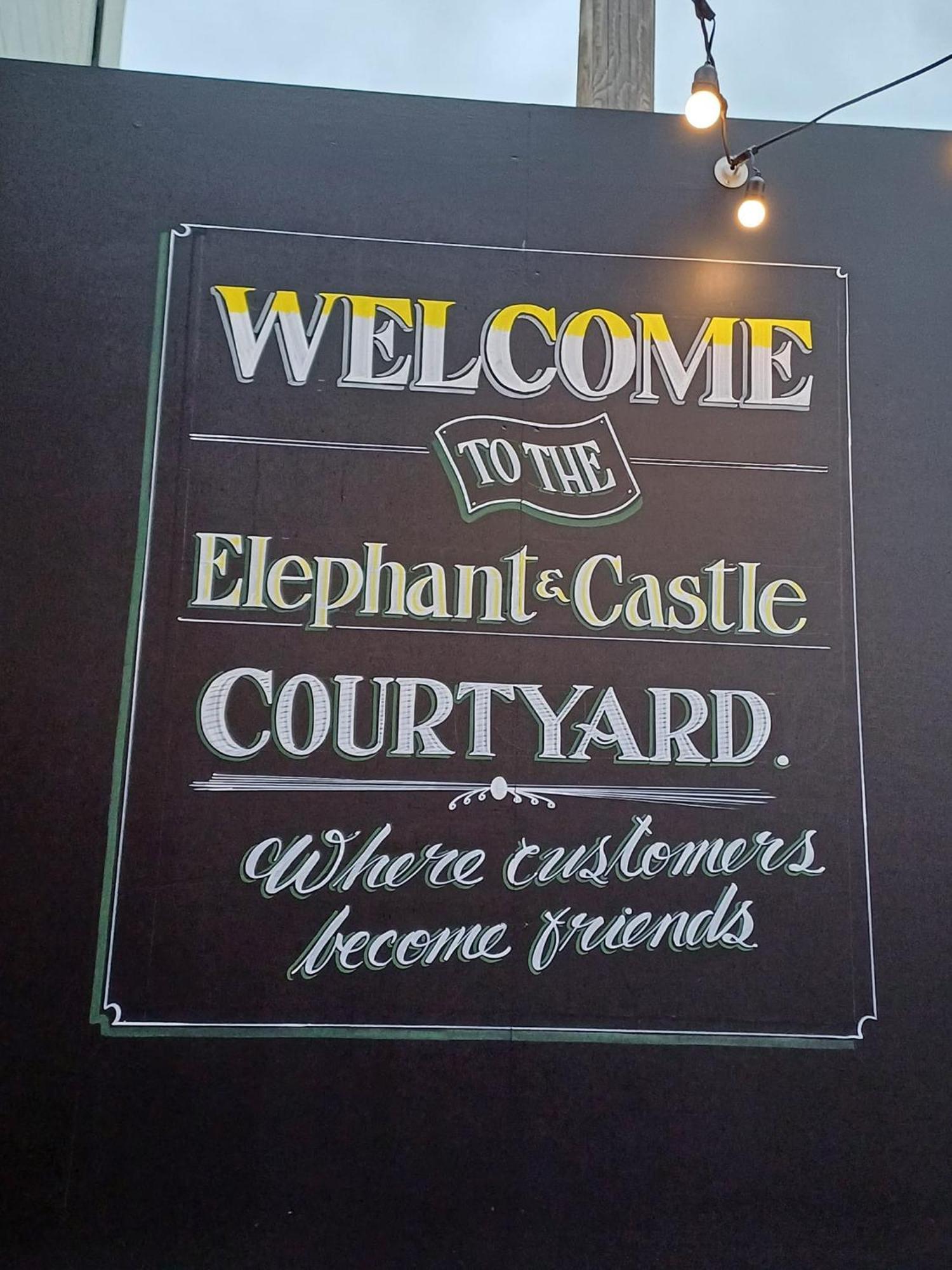Elephant And Castle Wakefield Luaran gambar